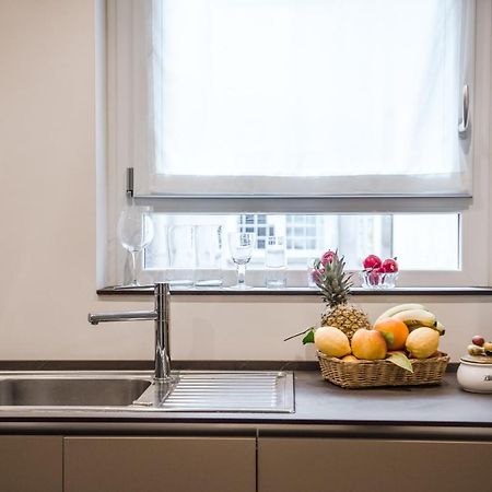 Casa 3 Santi, Your Contemporary Home In ローマ エクステリア 写真