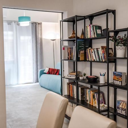 Casa 3 Santi, Your Contemporary Home In ローマ エクステリア 写真