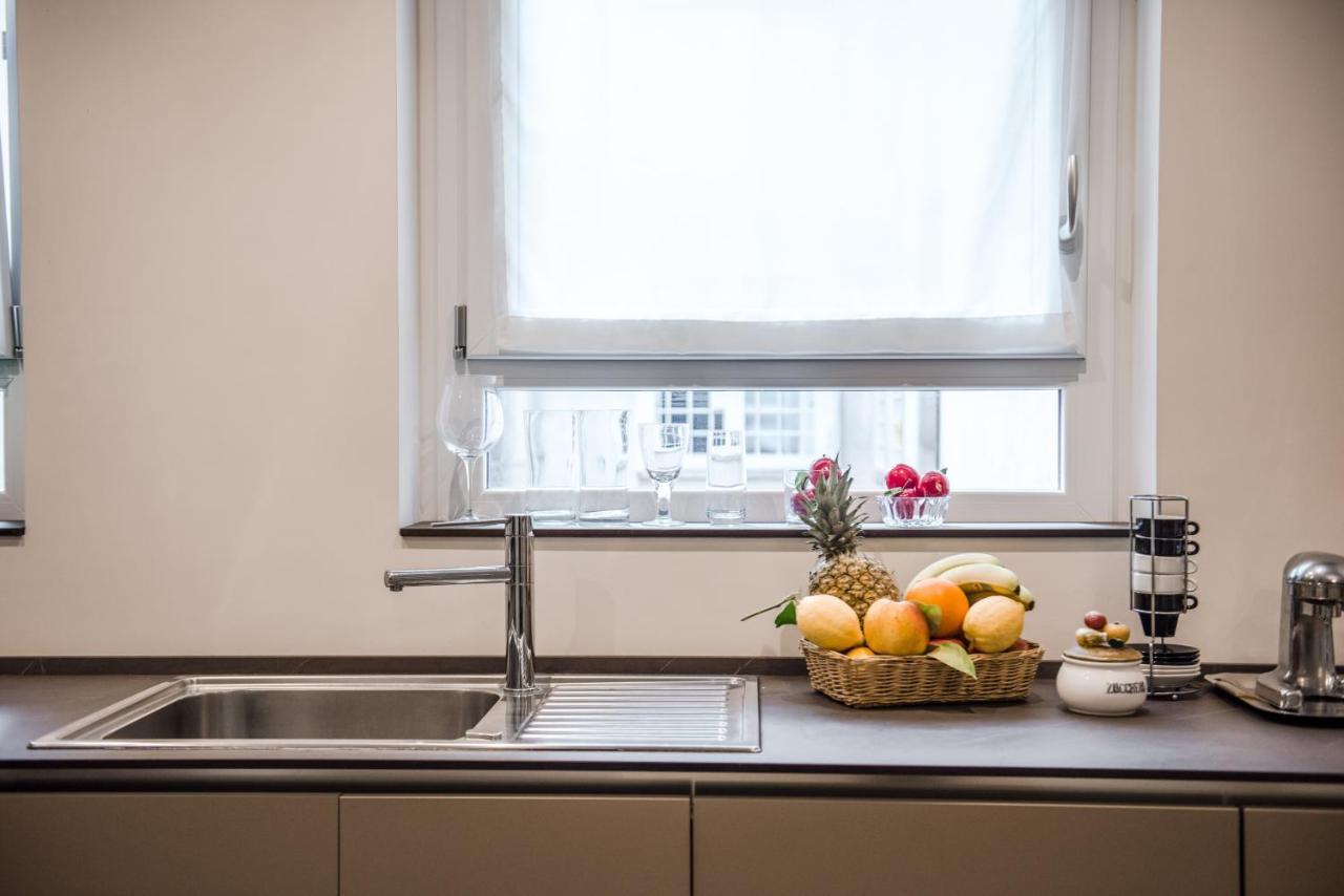 Casa 3 Santi, Your Contemporary Home In ローマ エクステリア 写真