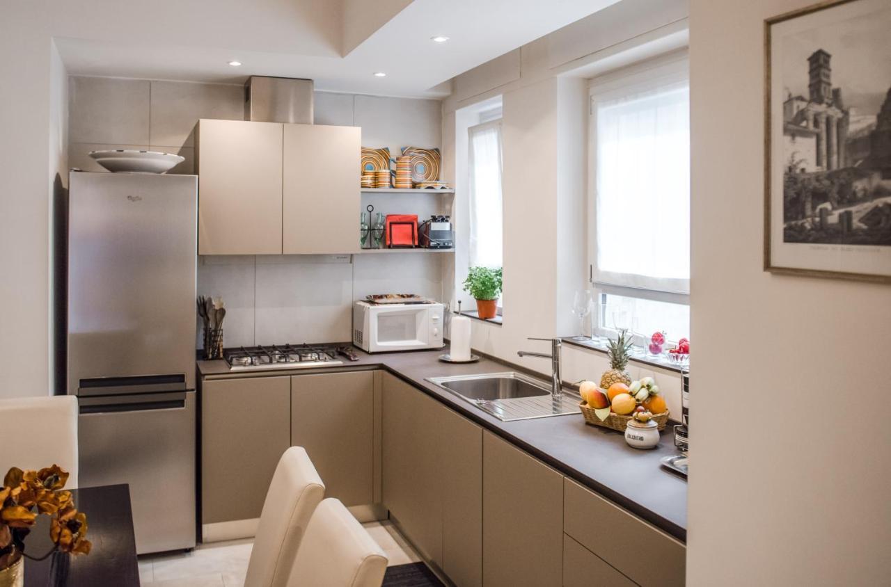 Casa 3 Santi, Your Contemporary Home In ローマ エクステリア 写真