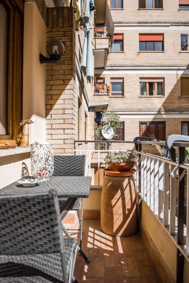 Casa 3 Santi, Your Contemporary Home In ローマ エクステリア 写真