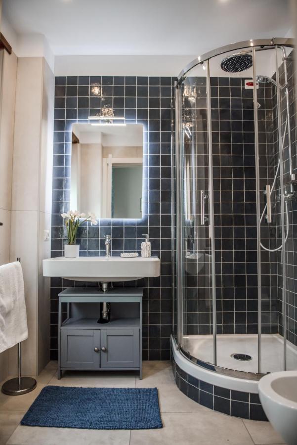 Casa 3 Santi, Your Contemporary Home In ローマ エクステリア 写真