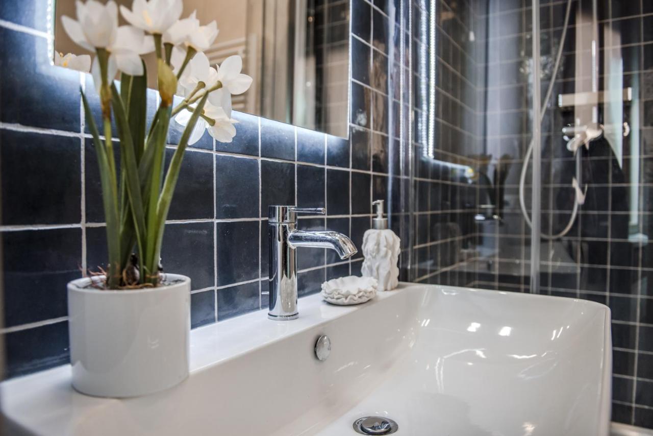 Casa 3 Santi, Your Contemporary Home In ローマ エクステリア 写真